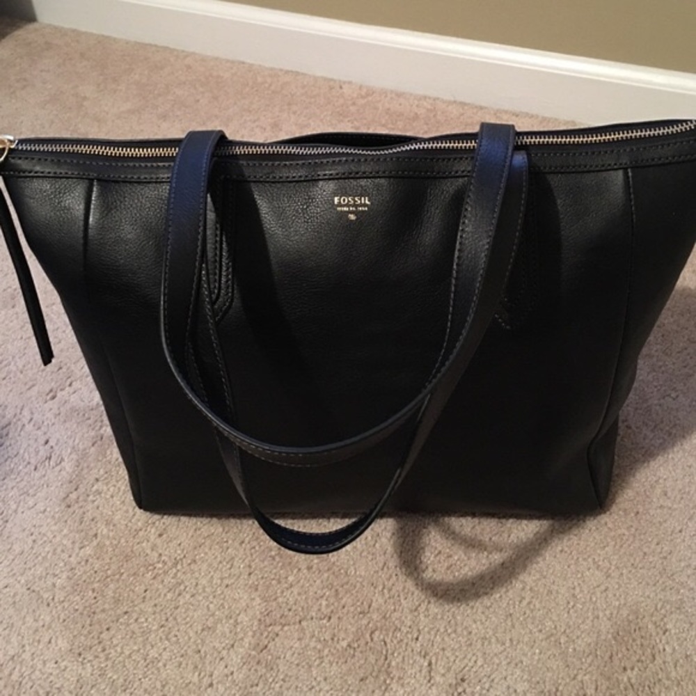 AUTHENTIC FOSSIL PURSE